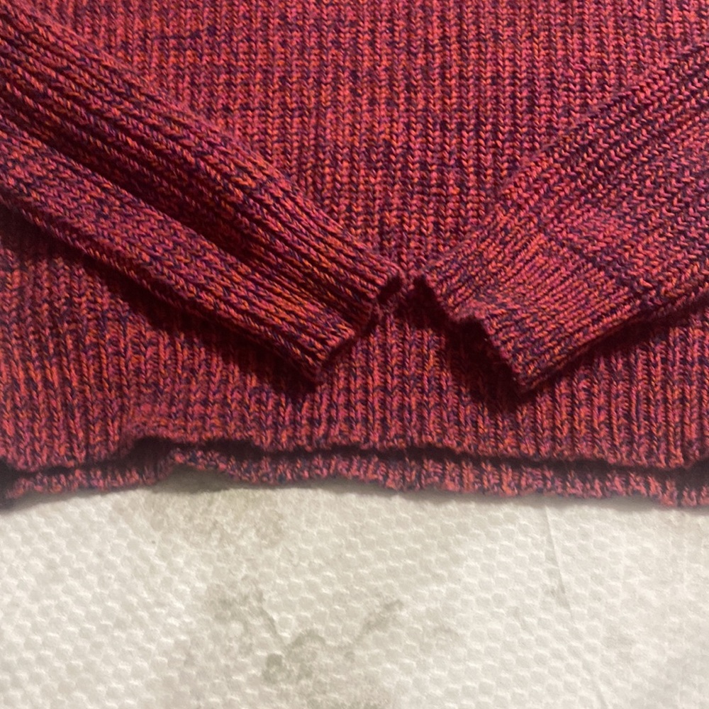 Sweater - Picture 3 of 3